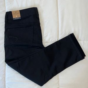 American Eagle Artist Crop